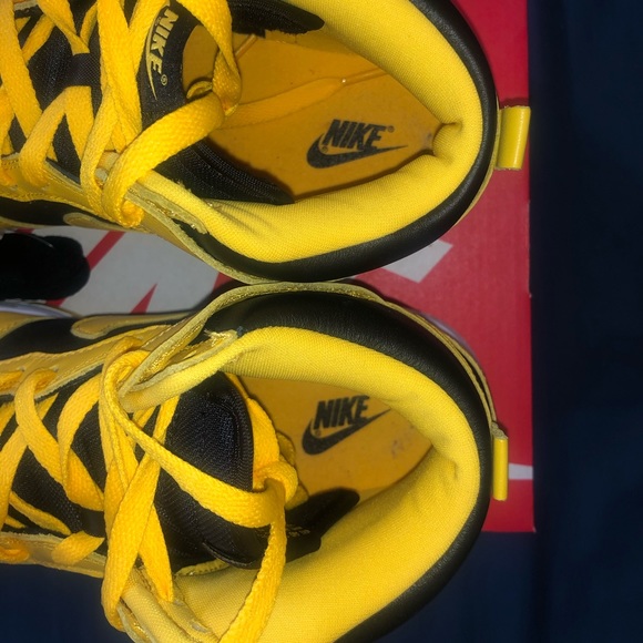 Dunk Hi Iowa SP size 9.5 Men - Picture 9 of 10